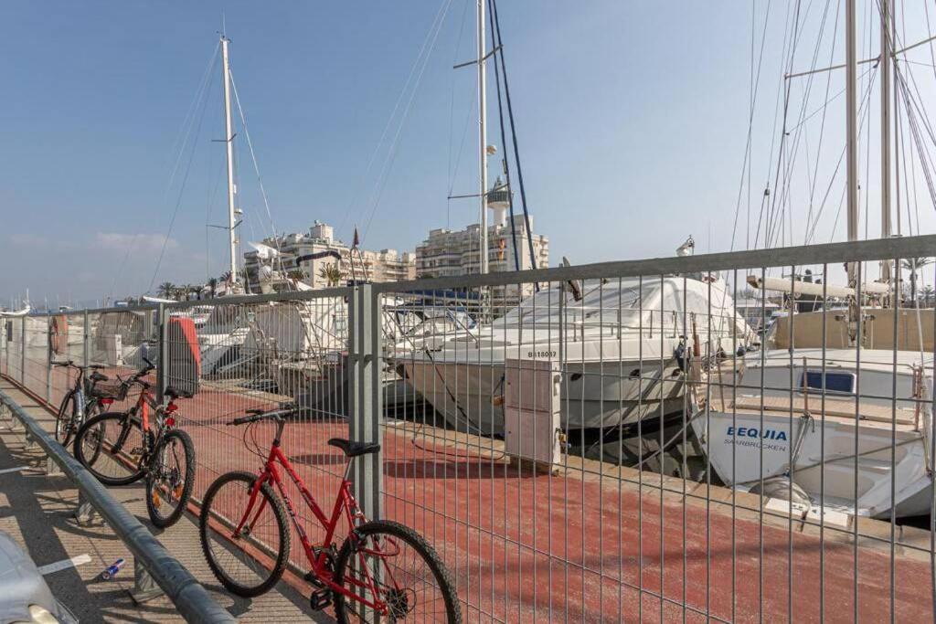 דירות אמפוריבראבה Cn1-Zona Chic Club Nautico, Clima, 5 Minutos Andando De La Playa, Centro, Restaurantes מראה חיצוני תמונה