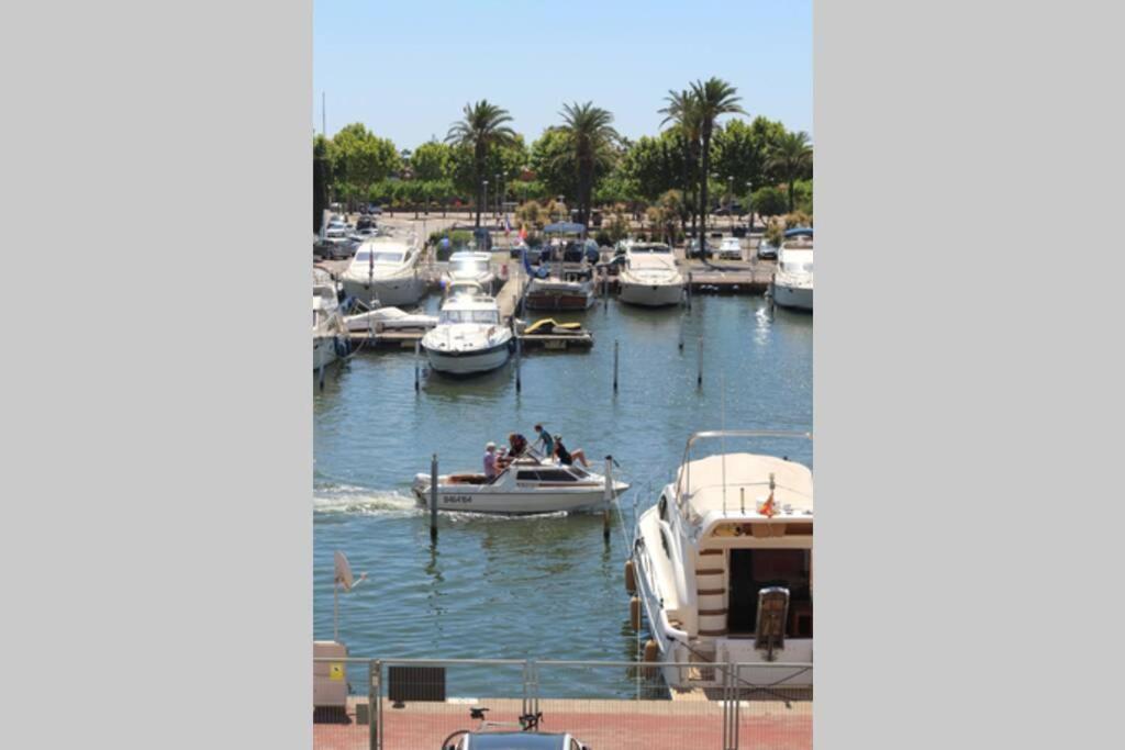 דירות אמפוריבראבה Cn1-Zona Chic Club Nautico, Clima, 5 Minutos Andando De La Playa, Centro, Restaurantes מראה חיצוני תמונה
